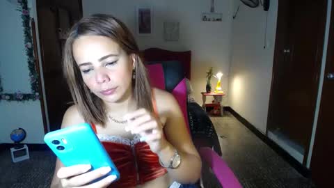 Angie online show from February 2025 04:07:01 PM