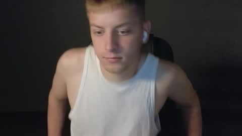 Snapshot of danila_trezzini chatting on May 2026 01:56:01 AM danila online show from May 2026 01:56:01 AM