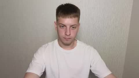 Snapshot of danila_trezzini chatting on June 2026 07:38:02 PM danila online show from June 2026 07:38:02 PM