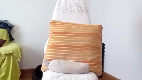 Snapshot of daniroca8 chatting on October 2025 02:34:01 PM daniroca8 online show from October 2025 02:34:01 PM