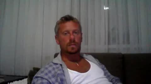 daniel online show from September 2025 09:40:02 PM