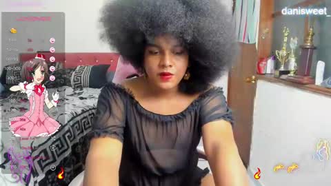 Snapshot of danisweet_ chatting on February 2025 07:02:02 AM dani online show from February 2025 07:02:02 AM