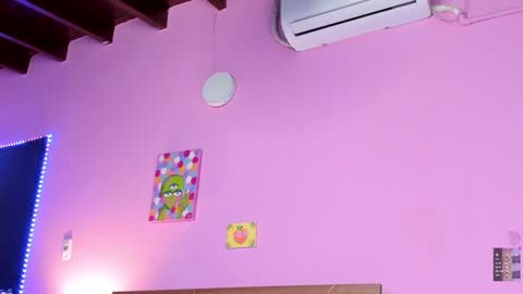 Dannacastle online show from January 2025 07:46:02 AM