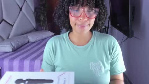 Snapshot of danna_berry chatting on October 2025 06:07:01 PM DannaBerry online show from October 2025 06:07:01 PM