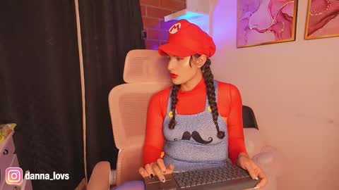 Danna Lovs online show from October 2025 07:26:02 PM