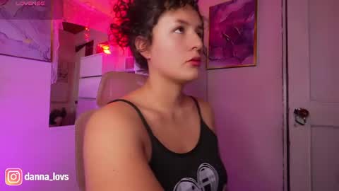 Danna Lovs online show from July 2026 11:48:02 AM