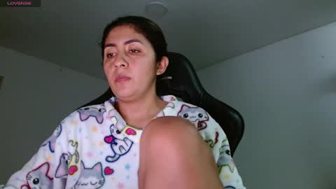 Snapshot of danna_peterson chatting on May 2026 12:28:02 AM Danna online show from May 2026 12:28:02 AM