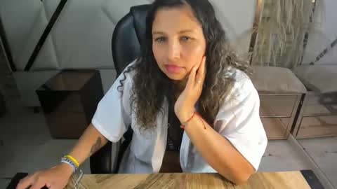 Snapshot of danna_sg chatting on May 2026 04:53:01 AM danna_sg online show from May 2026 04:53:01 AM