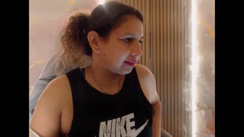 danna_sg online show from June 2026 03:00:02 AM
