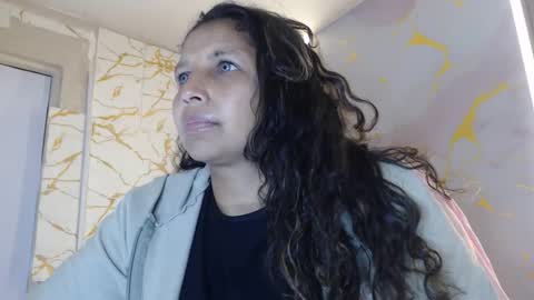 danna_sg online show from June 2026 02:56:01 AM
