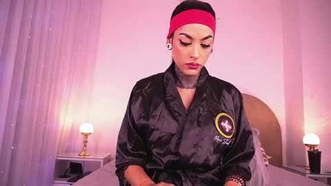 Danna Berlin  online show from November 2025 07:24:01 PM