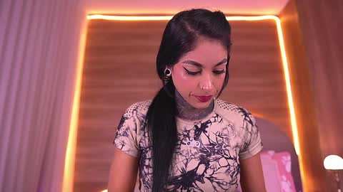 Danna Berlin  online show from March 2026 07:17:01 PM