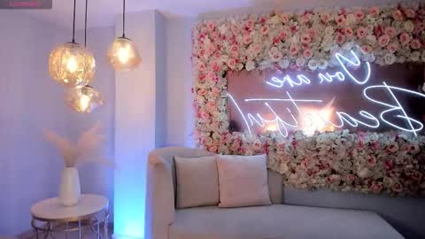 Danna Cruz  online show from January 2026 04:56:02 PM