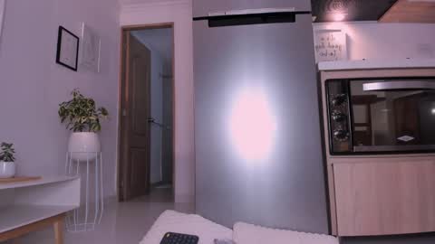 Snapshot of dannahyde chatting on February 2025 01:58:02 AM Insta DannaBlueX online show from February 2025 01:58:02 AM
