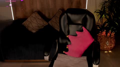  Dannie  online show from February 2025 04:03:01 AM