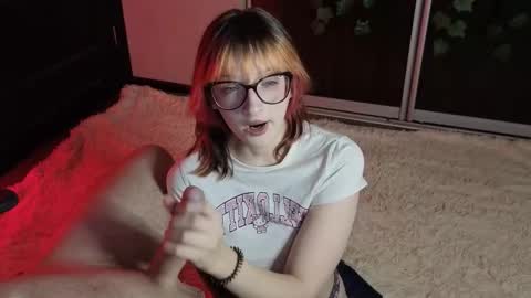 Snapshot of danny_and_ellen chatting on September 2025 05:47:02 PM danny and ellen online show from September 2025 05:47:02 PM