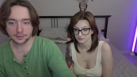 Snapshot of danny_and_ellen chatting on November 2025 05:06:01 PM danny and ellen online show from November 2025 05:06:01 PM