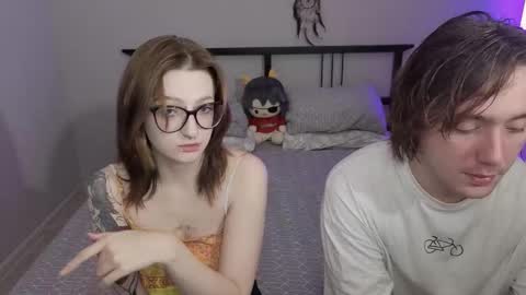 Snapshot of danny_and_ellen chatting on November 2025 05:34:02 PM danny and ellen online show from November 2025 05:34:02 PM