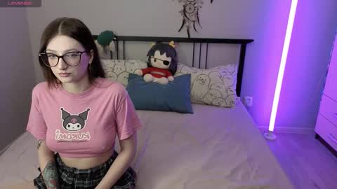 Snapshot of danny_and_ellen chatting on February 2026 05:24:01 PM danny and ellen online show from February 2026 05:24:01 PM