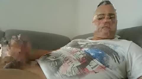 Snapshot of danrud81 chatting on December 2024 10:42:02 AM Daniel online show from December 2024 10:42:02 AM