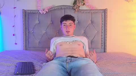 Dantegrayy online show from November 2025 03:28:01 AM