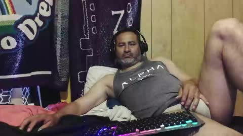 dantehot82 online show from February 2026 03:12:01 PM