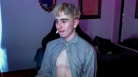 danteobscuro online show from November 2025 07:58:01 PM