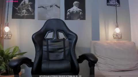 Snapshot of danteread chatting on June 2026 03:17:01 AM danteread online show from June 2026 03:17:01 AM