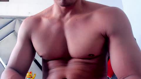 Snapshot of danterouxx chatting on May 2026 05:31:02 PM Dante online show from May 2026 05:31:02 PM