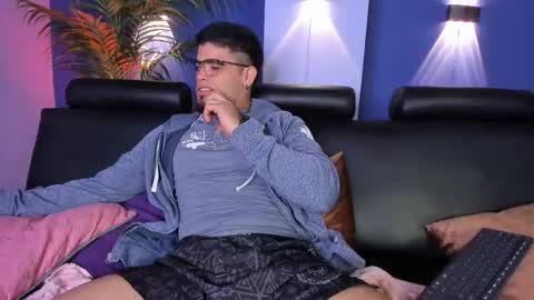 Snapshot of dantetargaryen chatting on March 2026 04:49:02 AM Dante online show from March 2026 04:49:02 AM