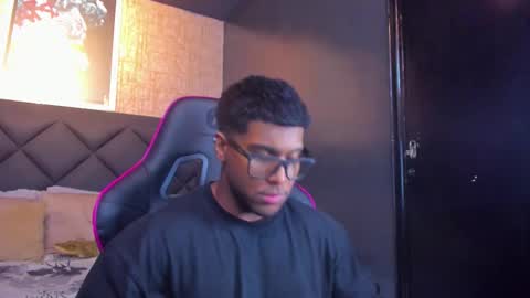 Dany online show from November 2025 10:01:01 PM