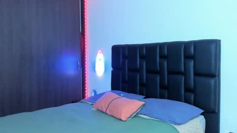 danyfitguy_ online show from January 2025 03:04:02 AM