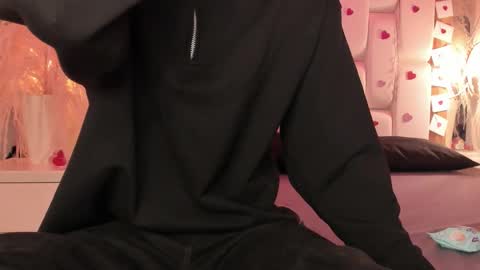 daphne_and_roger online show from February 2026 11:07:02 AM