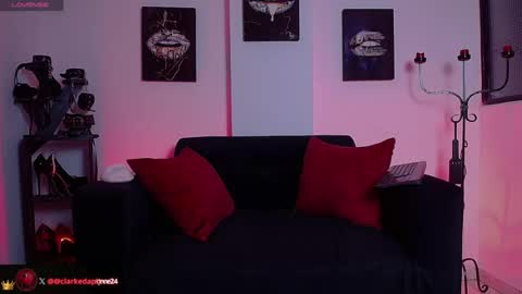 Snapshot of daphne_clarke chatting on July 2026 12:08:02 PM daphne_clarke online show from July 2026 12:08:02 PM