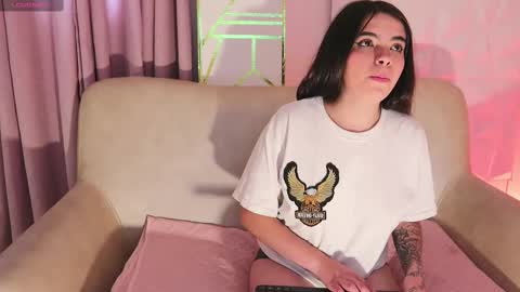 Daphne online show from January 2025 11:17:02 PM