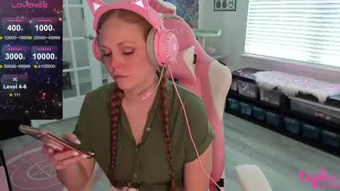 Daphne Madison online show from June 2026 05:21:02 PM