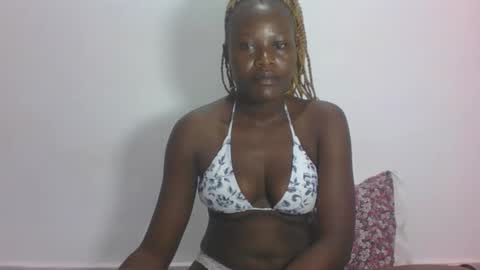 ESTHER online show from May 2026 03:45:01 AM