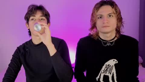 darcy_and_stolas online show from November 2025 03:37:02 AM