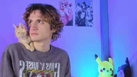 darcy_and_stolas online show from January 2026 04:48:01 AM