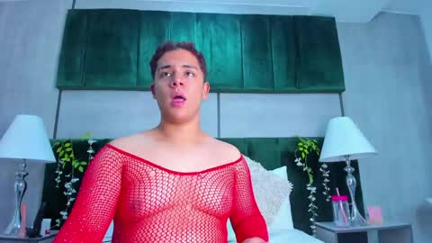 Darian  online show from May 2026 07:22:02 PM