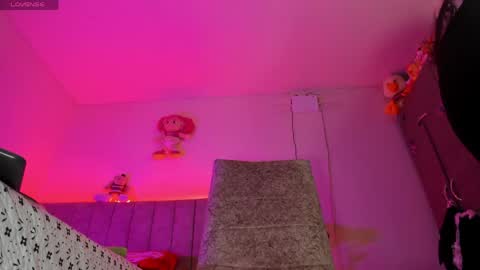 dariana_hot online show from April 2026 03:35:01 PM