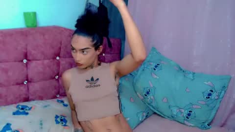 Snapshot of darianna_atehortua chatting on July 2026 12:06:02 AM Dary online show from July 2026 12:06:02 AM