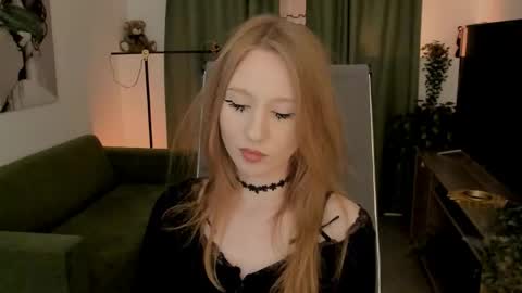Daria Tate online show from May 2026 12:00:01 PM