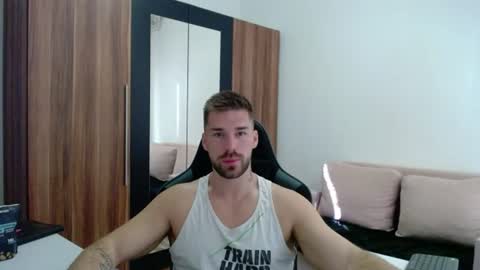 Snapshot of darius_94 chatting on June 2026 05:56:01 AM darius_94 online show from June 2026 05:56:01 AM