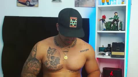 Darius Phoenix  online show from December 2024 11:44:01 AM