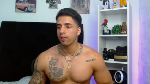 Darius Phoenix  online show from January 2025 12:37:01 PM