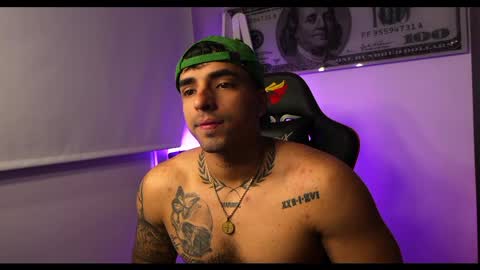 Darius Phoenix  online show from February 2025 07:38:02 AM