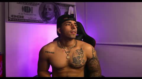 Darius Phoenix  online show from February 2025 08:11:02 AM