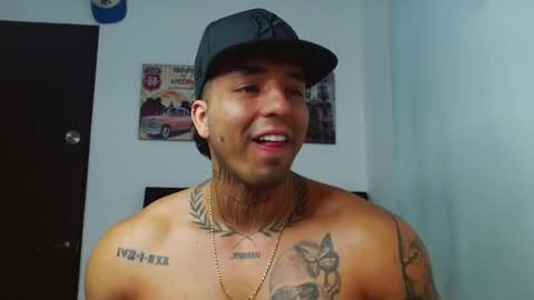 Darius Phoenix  online show from September 2025 09:28:02 PM