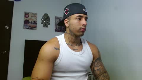 Darius Phoenix  online show from October 2025 09:34:02 PM